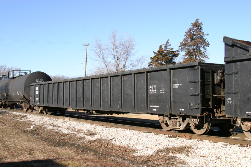 IAIS 6505 at Stockton, IA, on 31-Dec-2003