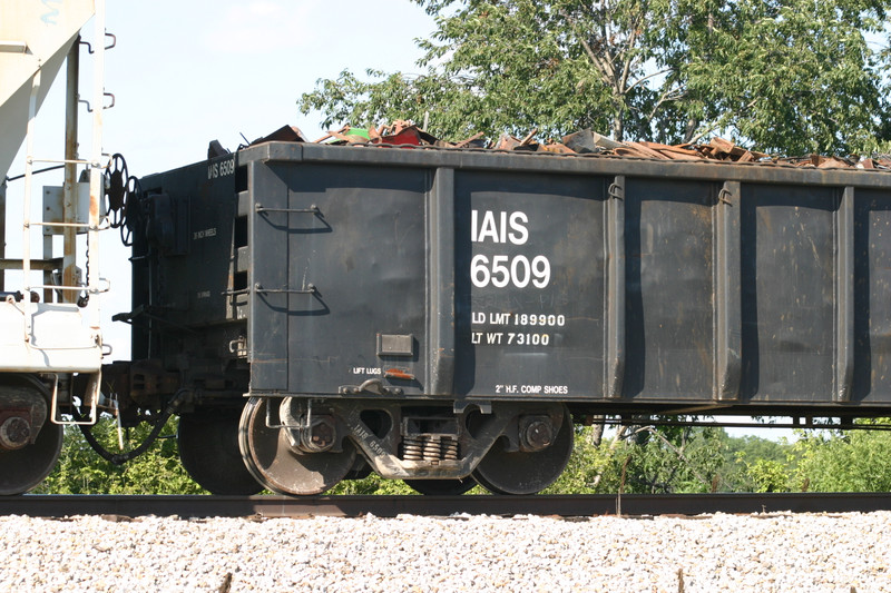 IAIS 6509 at Yocum Connection, IA, on 7-Aug-2004