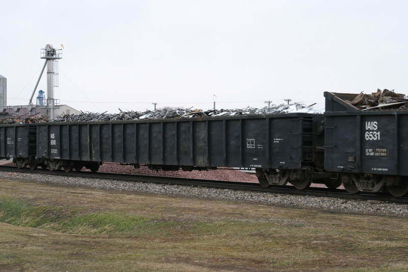 IAIS 6510 at Victor, IA, on 18-Mar-2005