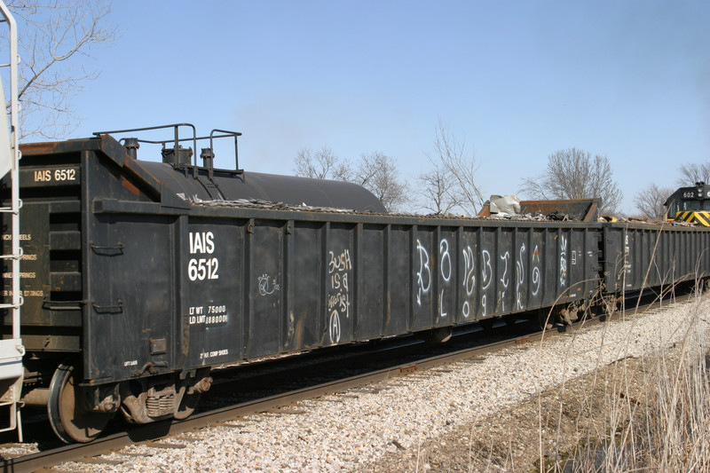IAIS 6512 at Homestead, IA, on 16-Mar-2005