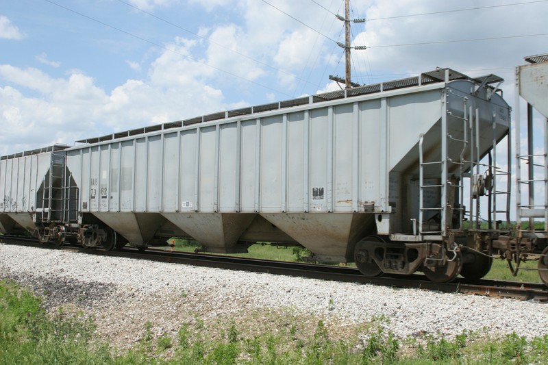 IAIS 7362 at Marengo, IA, on 1-Jun-2006