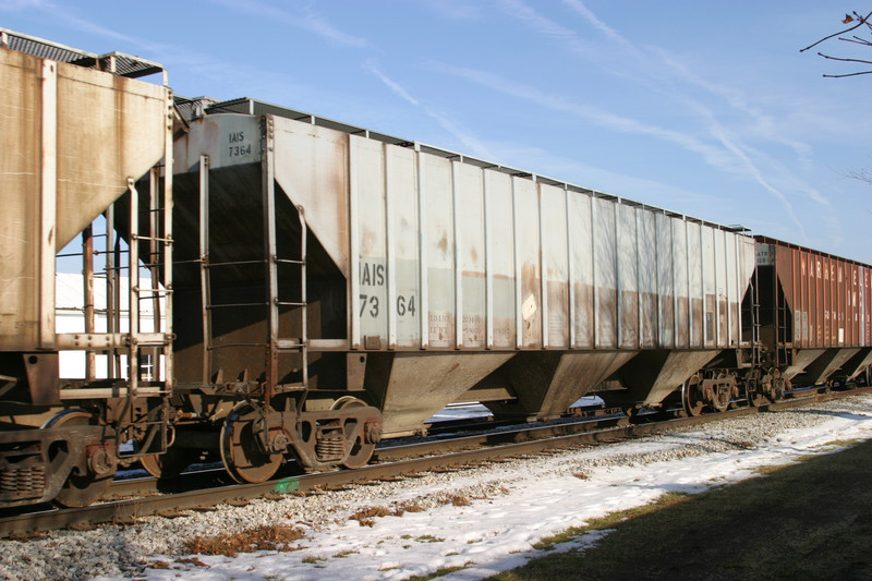 IAIS 7364 at Walcott, IA, on 27-Dec-2005