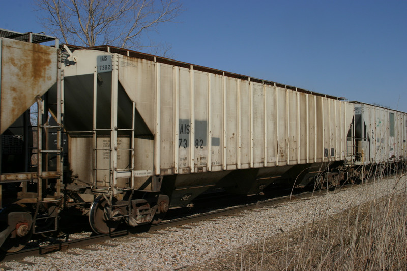 IAIS 7382 at Homestead, IA, on 16-Mar-2005