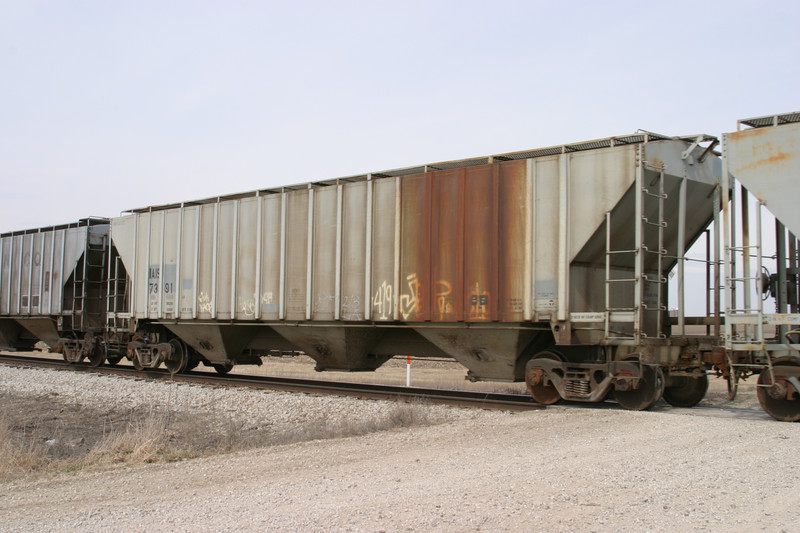 IAIS 7391 at Walcott, IA, on 18-Mar-2005