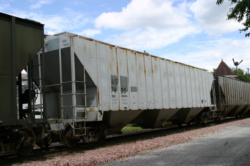 IAIS 7406 at Iowa City, IA, on 7-Aug-2004