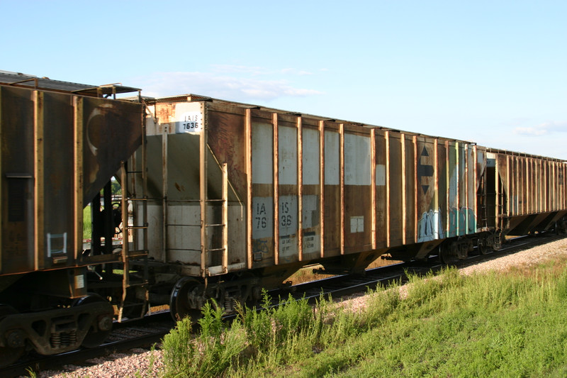 IAIS 7636 at South Amana, IA, on 6-Aug-2004