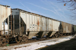 IAIS 8083 at Walcott, IA, on 27-Dec-2005