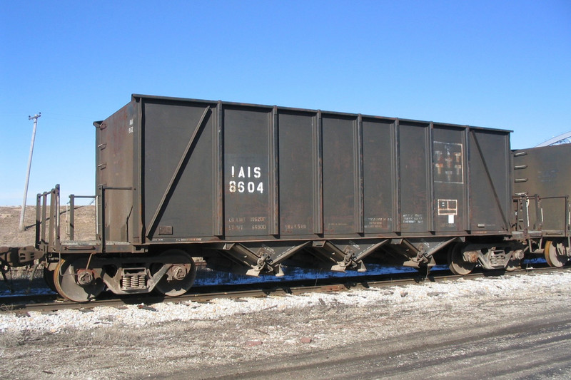 IAIS 8604 in Rock Island, IL on 11-Feb-2005.