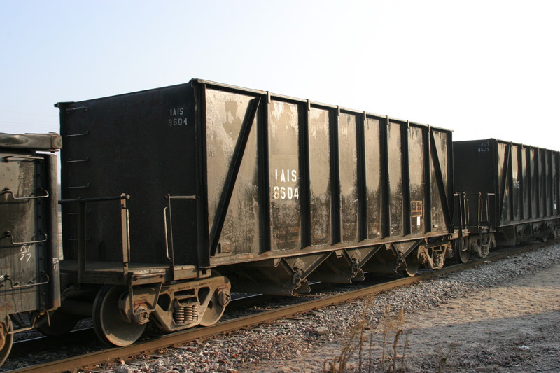 IAIS 8604 at Rock Island, IL, on 29-Dec-2004