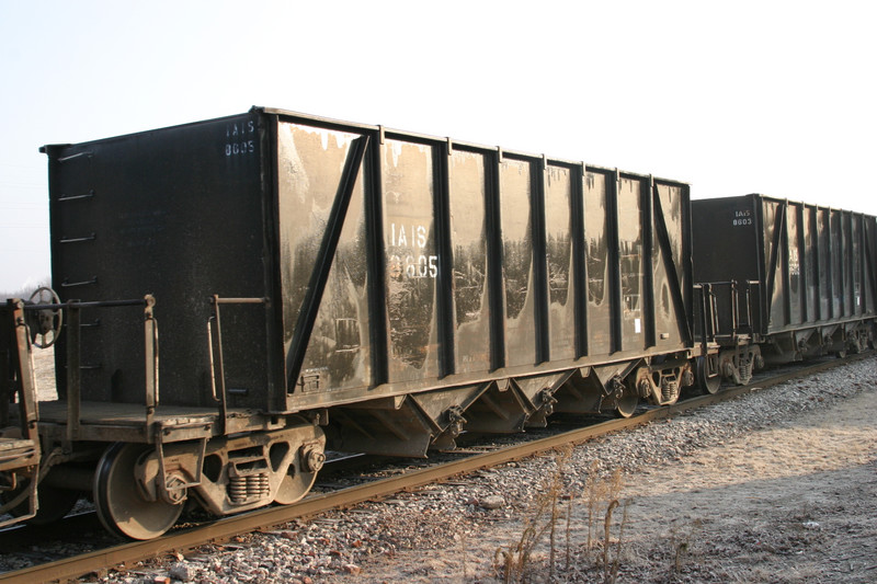 IAIS 8605 at Rock Island, IL, on 29-Dec-2004