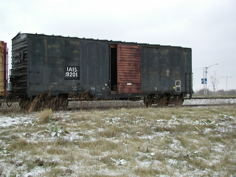 IAIS 9201 at Iowa City, IA, on 23-Dec-2001