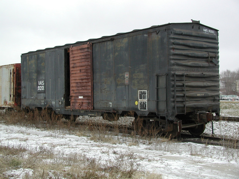 IAIS 9201 at Iowa City, IA, on 23-Dec-2001