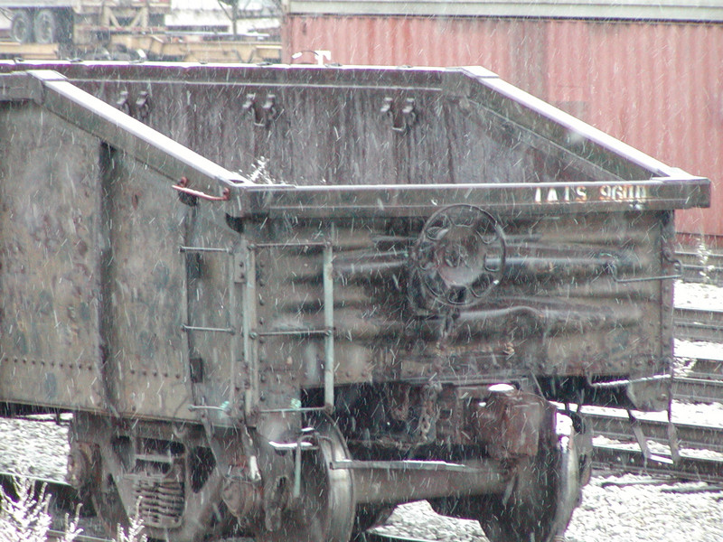 IAIS 9600 at Council Bluffs, IA, on 23-Oct-2002