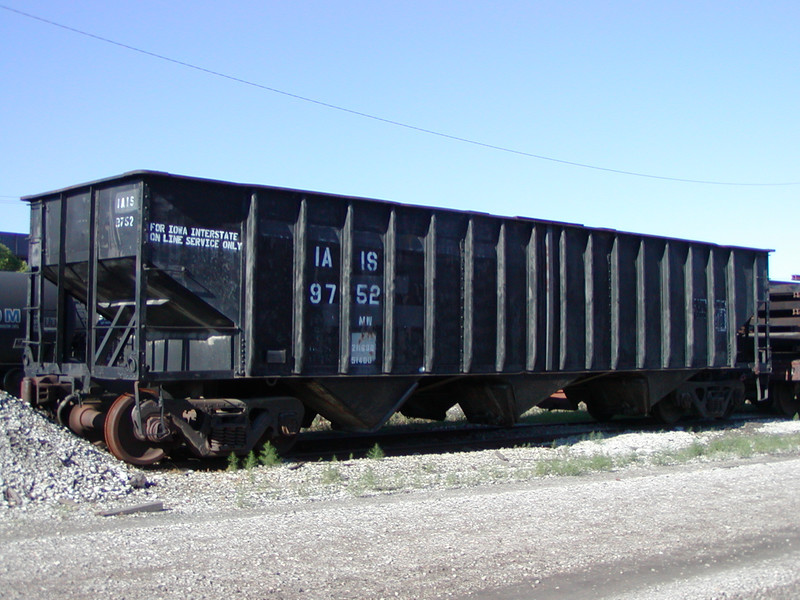 IAIS 9752 at Rock Island, IL, on 12-Jul-2003