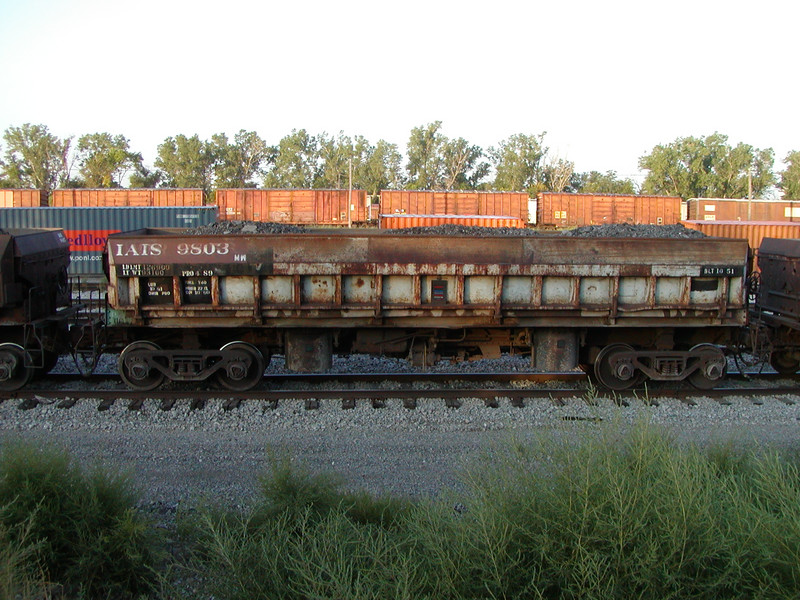 IAIS 9803 at Council Bluffs, IA, on 17-Sep-2004