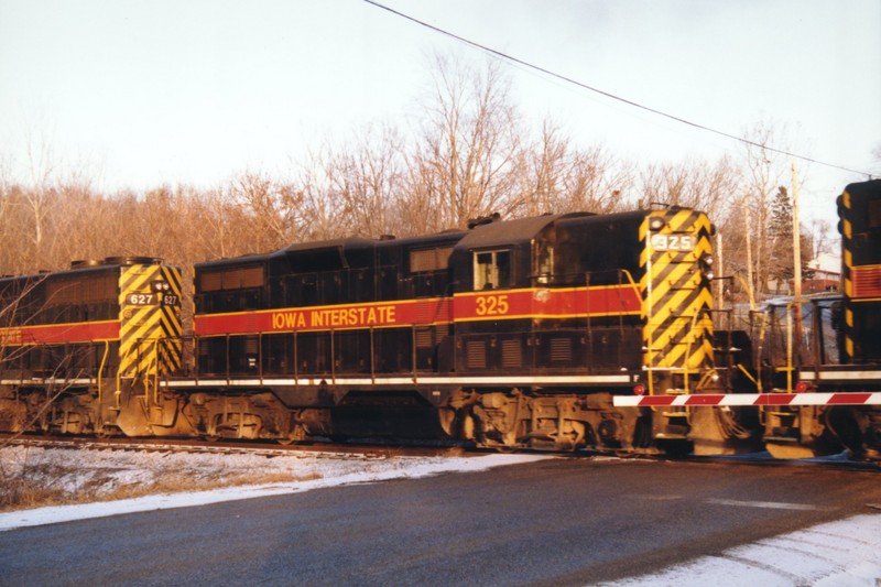 IAIS 325 at Des Moines, IA on 09-Jan-1998