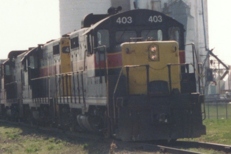 IAIS 403 at Altoona, IA on 18-Apr-1994