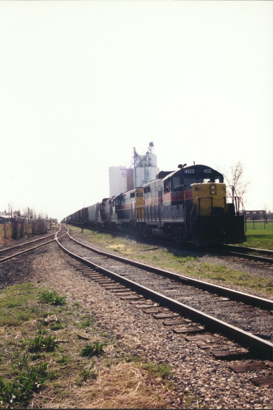 IAIS 403 at Altoona, IA on 18-Apr-1994
