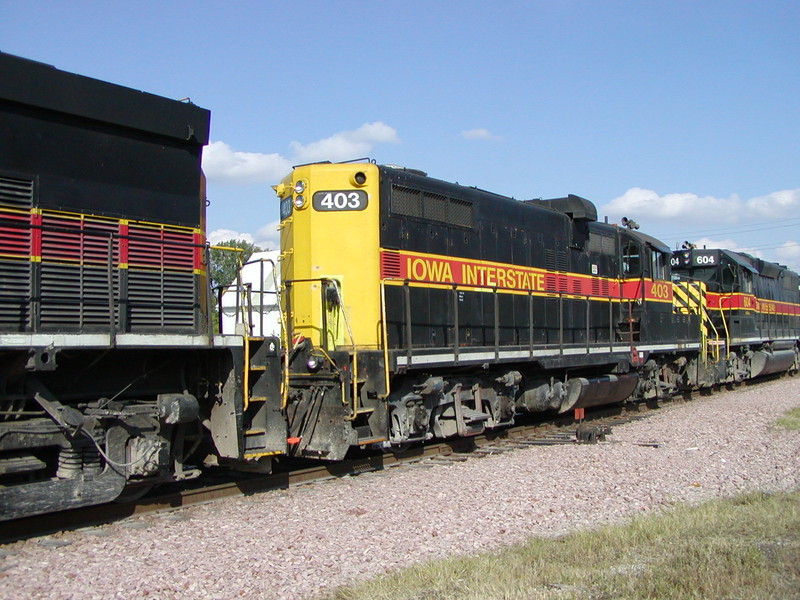 IAIS 403 at Council Bluffs, IA on 17-Sep-2001