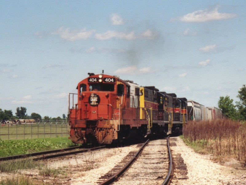 IAIS 404 at Altoona, IA on 01-Jul-1993