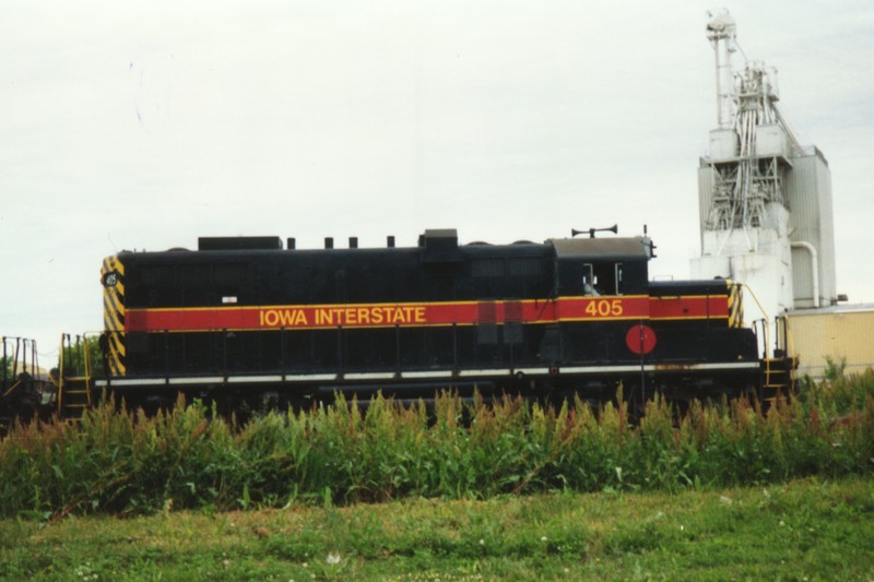 IAIS 405 at Altoona, IA on 01-Jun-1992