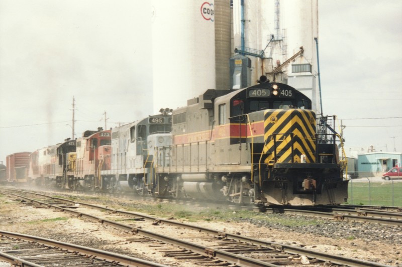 IAIS 405 at Altoona, IA on 01-Apr-1993