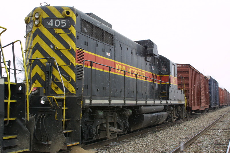 IAIS 405 at Walcott, IA on 23-Dec-2001