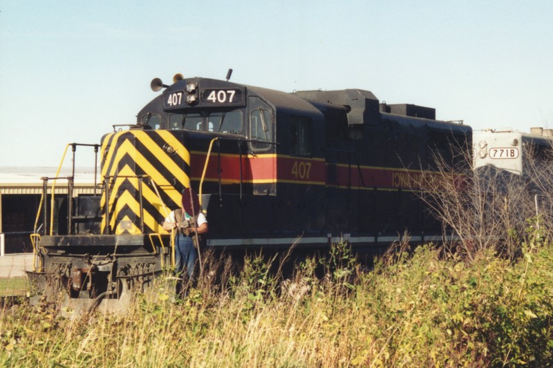 IAIS 407 at Altoona, IA on 01-Oct-1993