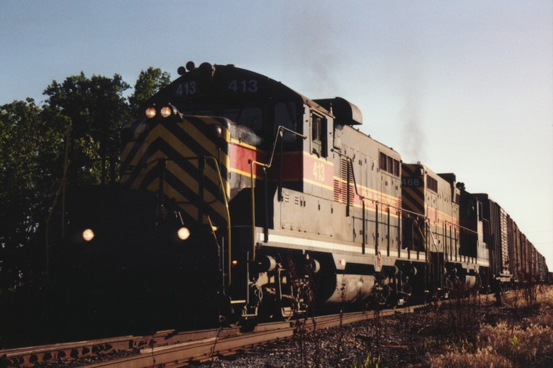 IAIS 413 at Altoona, IA on 06-Jul-1993