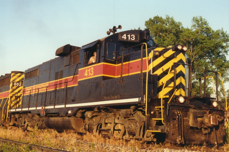 IAIS 413 at Altoona, IA on 30-Jun-1994