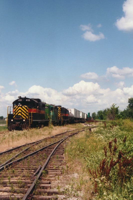 IAIS 413 at Altoona, IA on 26-Jun-1994