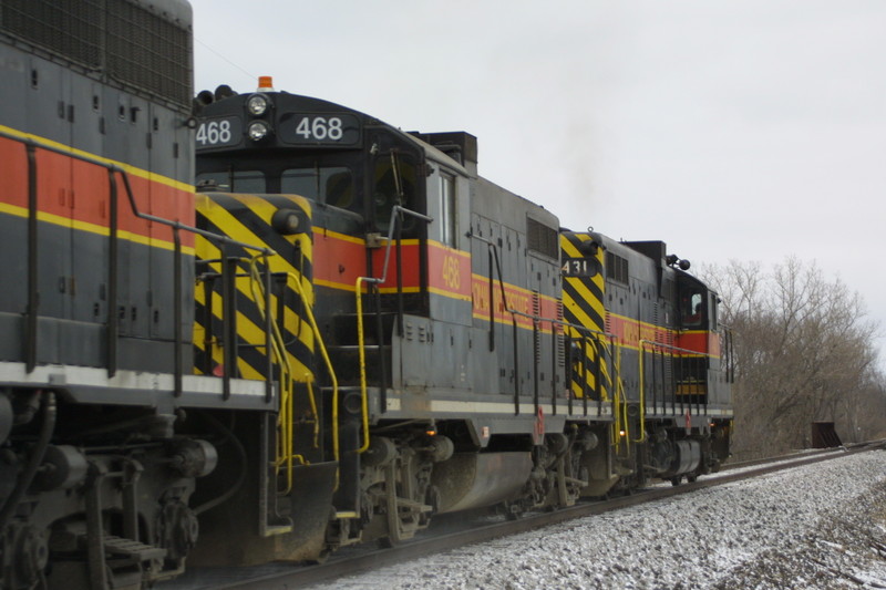 IAIS 468 at Yocum Connection, IA on 28-Dec-2001