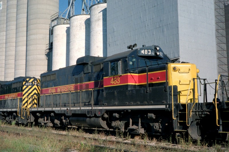 IAIS 483 at Walcott, IA on 01-Aug-1990