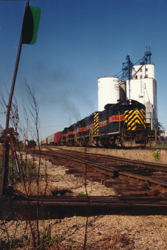 IAIS 483 at Altoona, IA on 01-Jul-1993