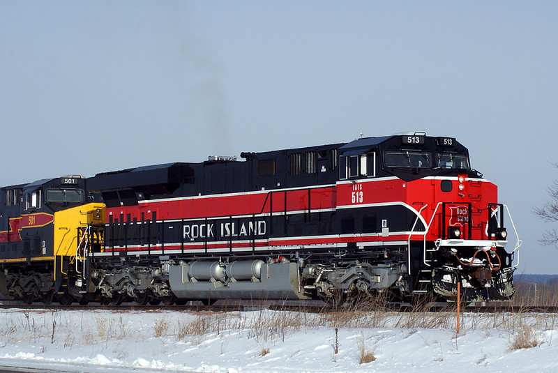 513 pulls up the east leg at Yocum. 02-15-10.