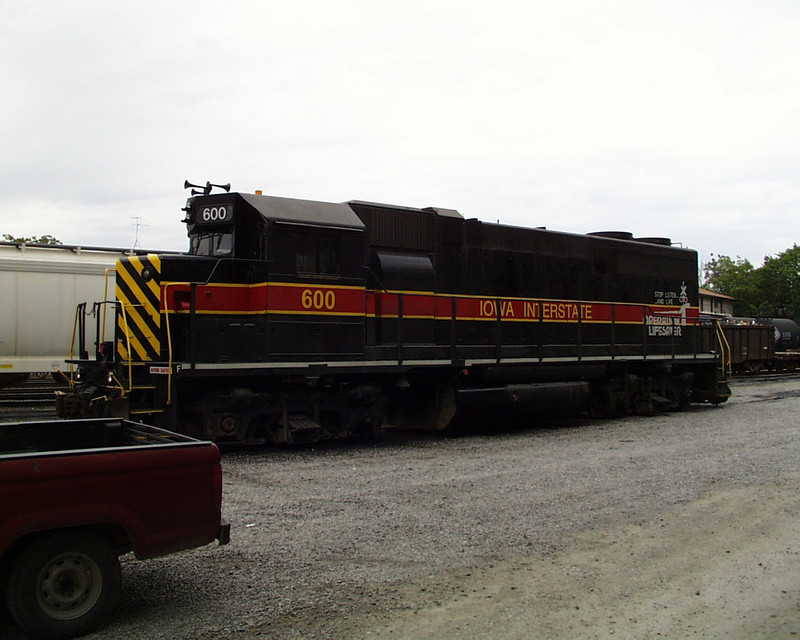 IAIS 600 at Iowa City, IA on 29-May-2000