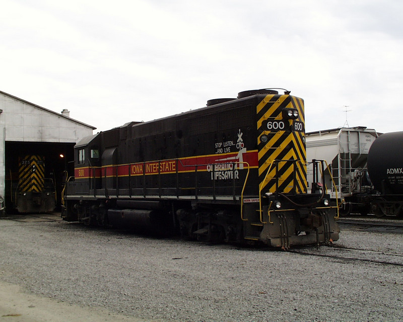 IAIS 600 at Iowa City, IA on 29-May-2000