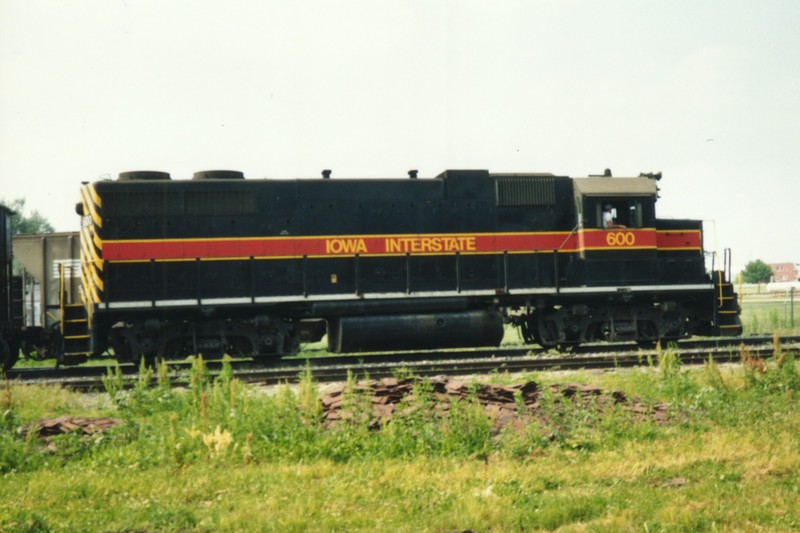 IAIS 600 at Altoona, IA on 01-Jun-1992