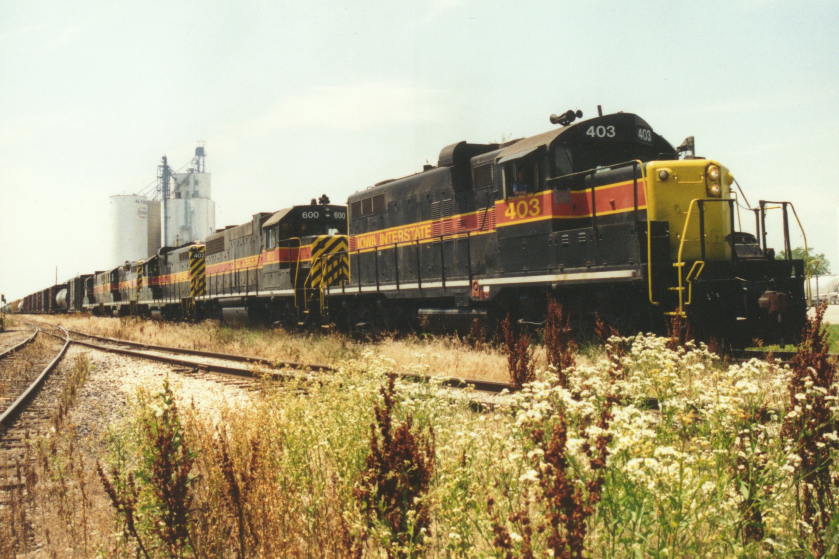 IAIS 600 at Altoona, IA on 01-Jul-1994