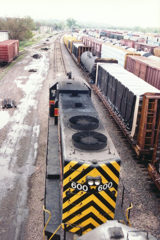 IAIS 600 at Short Line Yard, IA on 01-May-1994