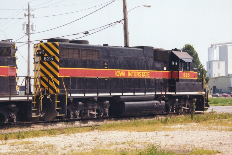 IAIS 625 at Altoona, IA on 13-Jul-1998