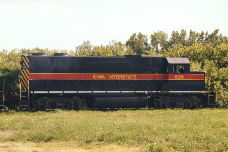 IAIS 626 at Short Line Junction, IA on 07-Aug-1997