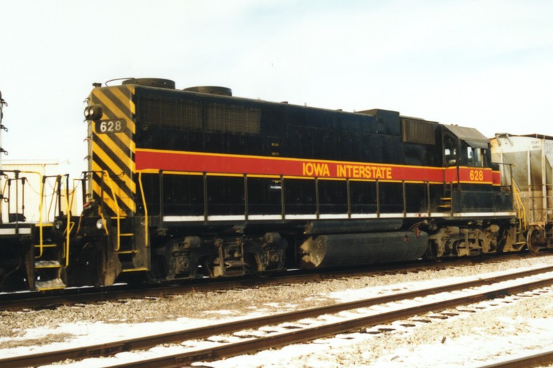 IAIS 628 at Altoona, IA on 27-Dec-1997