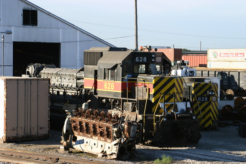 IAIS 628 at the Council Bluffs shops on 10 Aug 2004