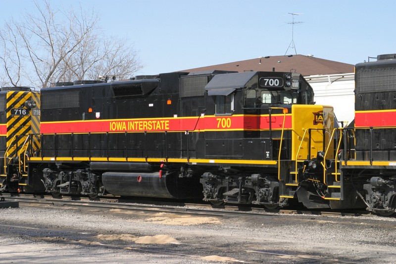 IAIS 700 at Iowa City, IA on 18-Mar-2005