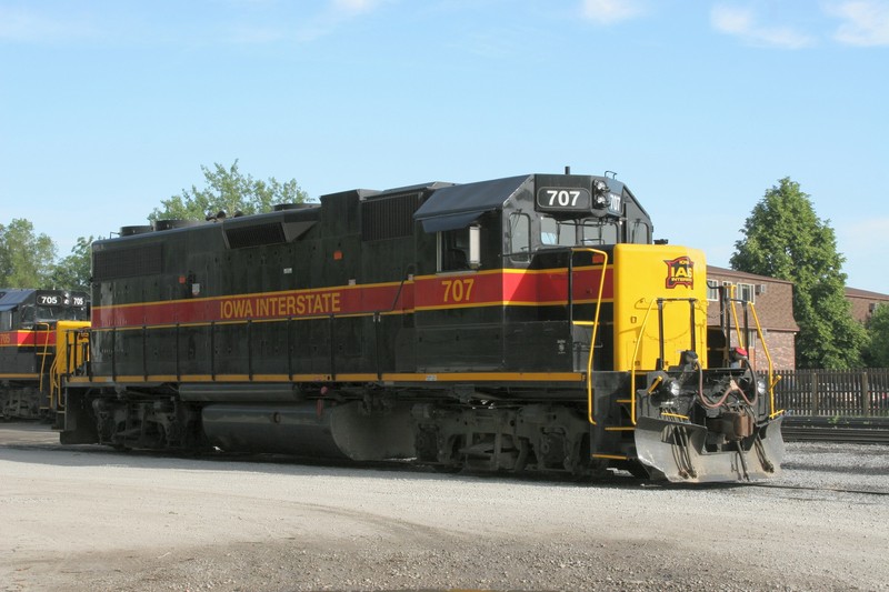 IAIS 707 at Iowa City, IA on 01-Jun-2006