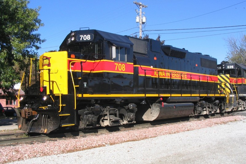 IAIS 708 at Iowa City, IA on 02-Oct-2004