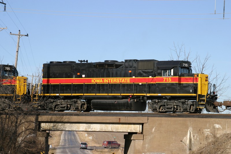 IAIS 715 at Davenport, IA on 31-Dec-2004