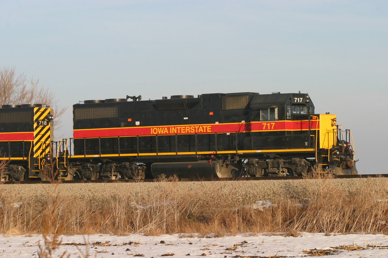 IAIS 717 at Walcott, IA on 27-Dec-2005