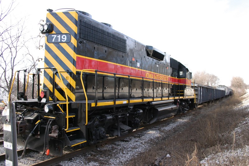 IAIS 719 at Davenport, IA on 31-Dec-2004